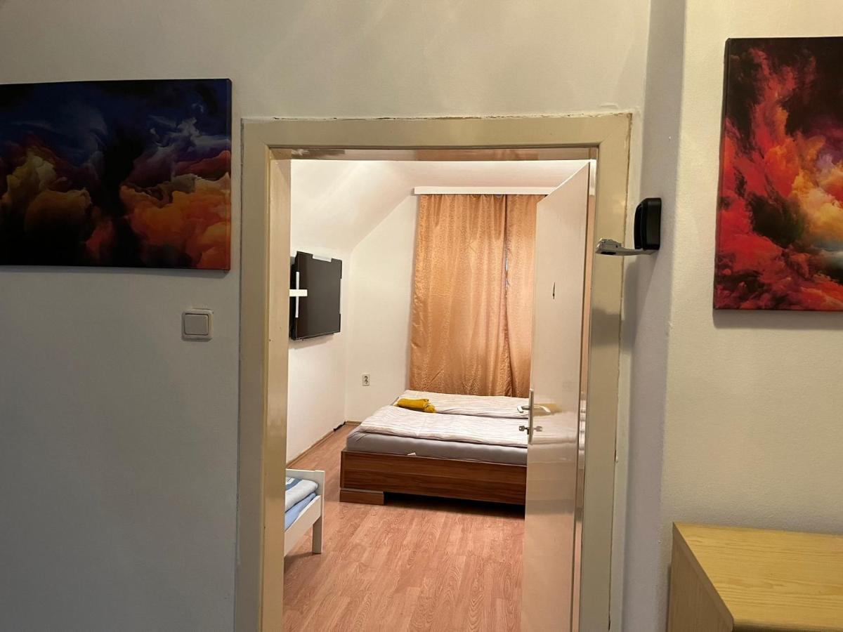 Breathtaking Shared Villa Near Danube River /W Garden And Parking 비엔나 외부 사진