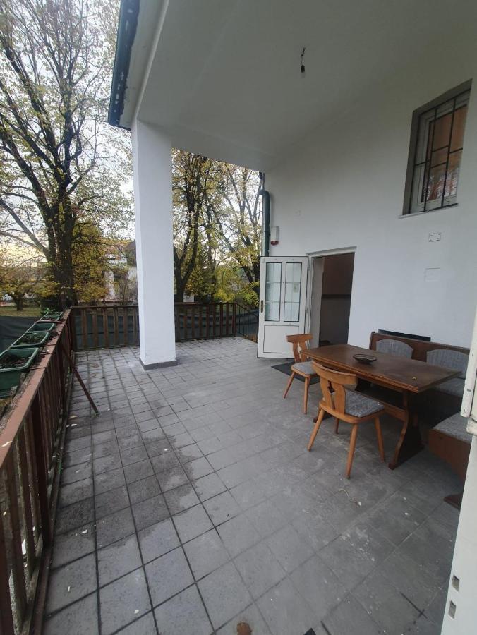 Breathtaking Shared Villa Near Danube River /W Garden And Parking 비엔나 외부 사진